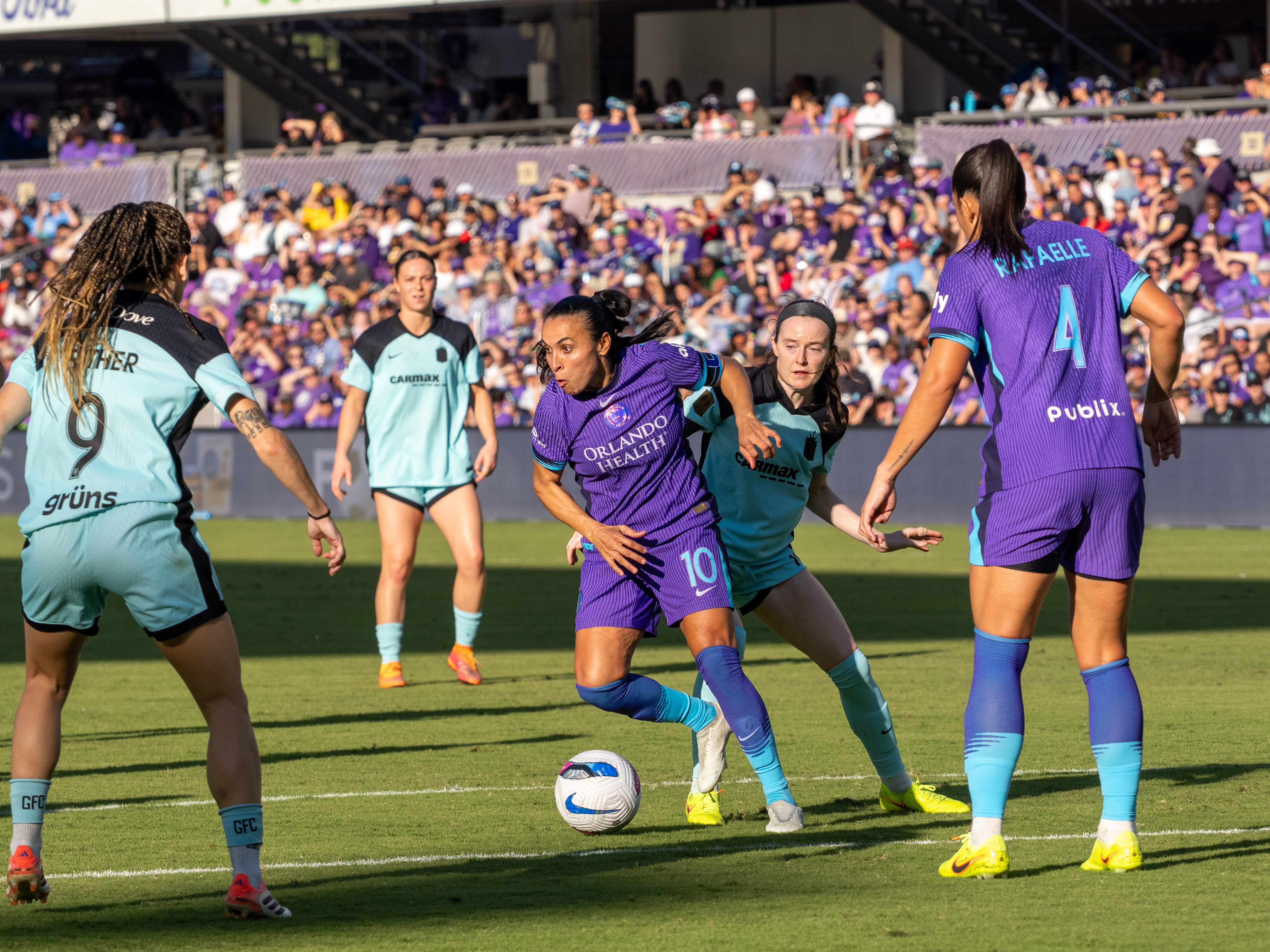 Pride's Season Ends on Shaw's 97th-Minute Free Kick