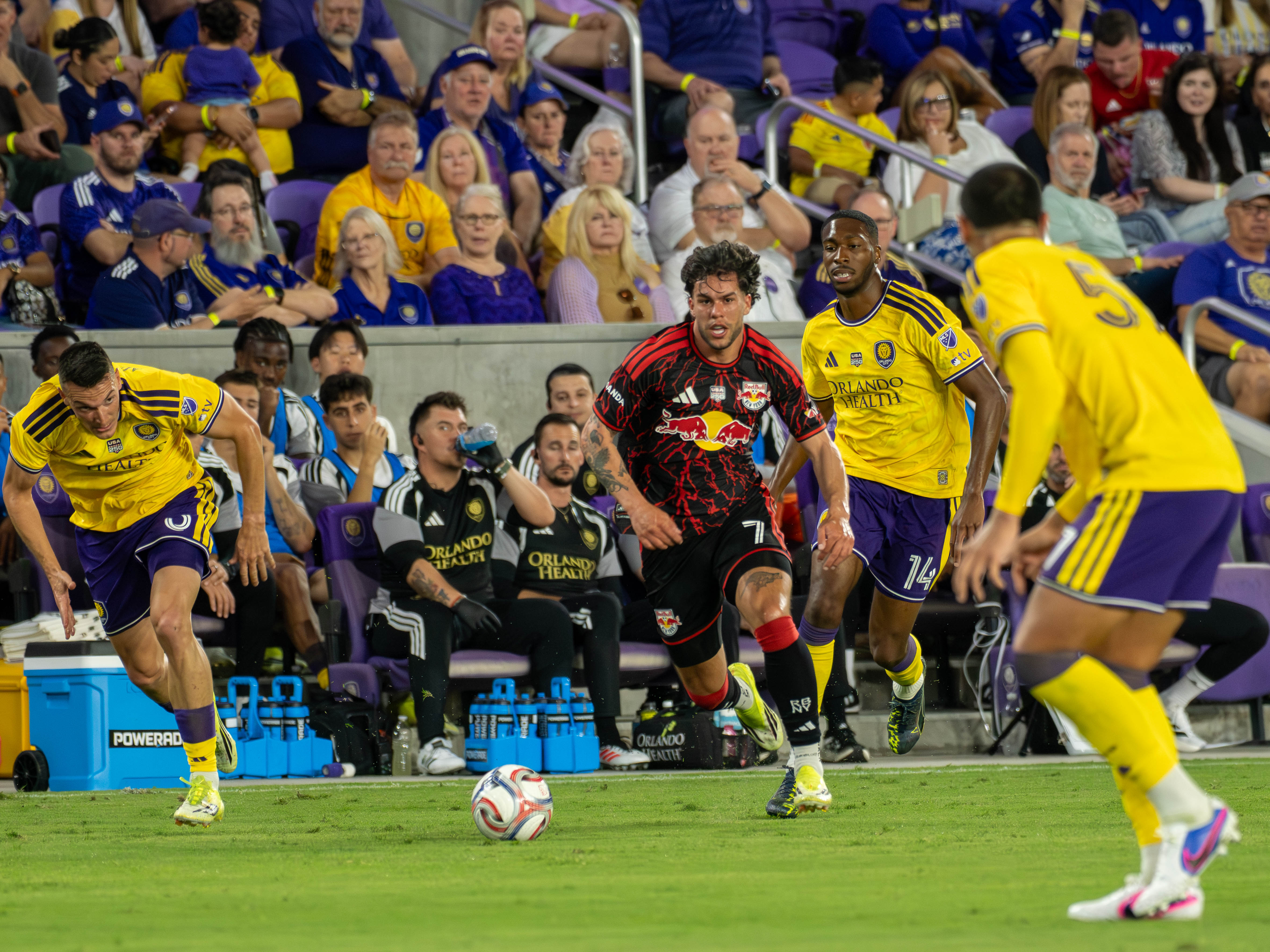 Tiago's Stoppage-Time Strike Not Enough as Red Bulls Edge Orlando 2-1