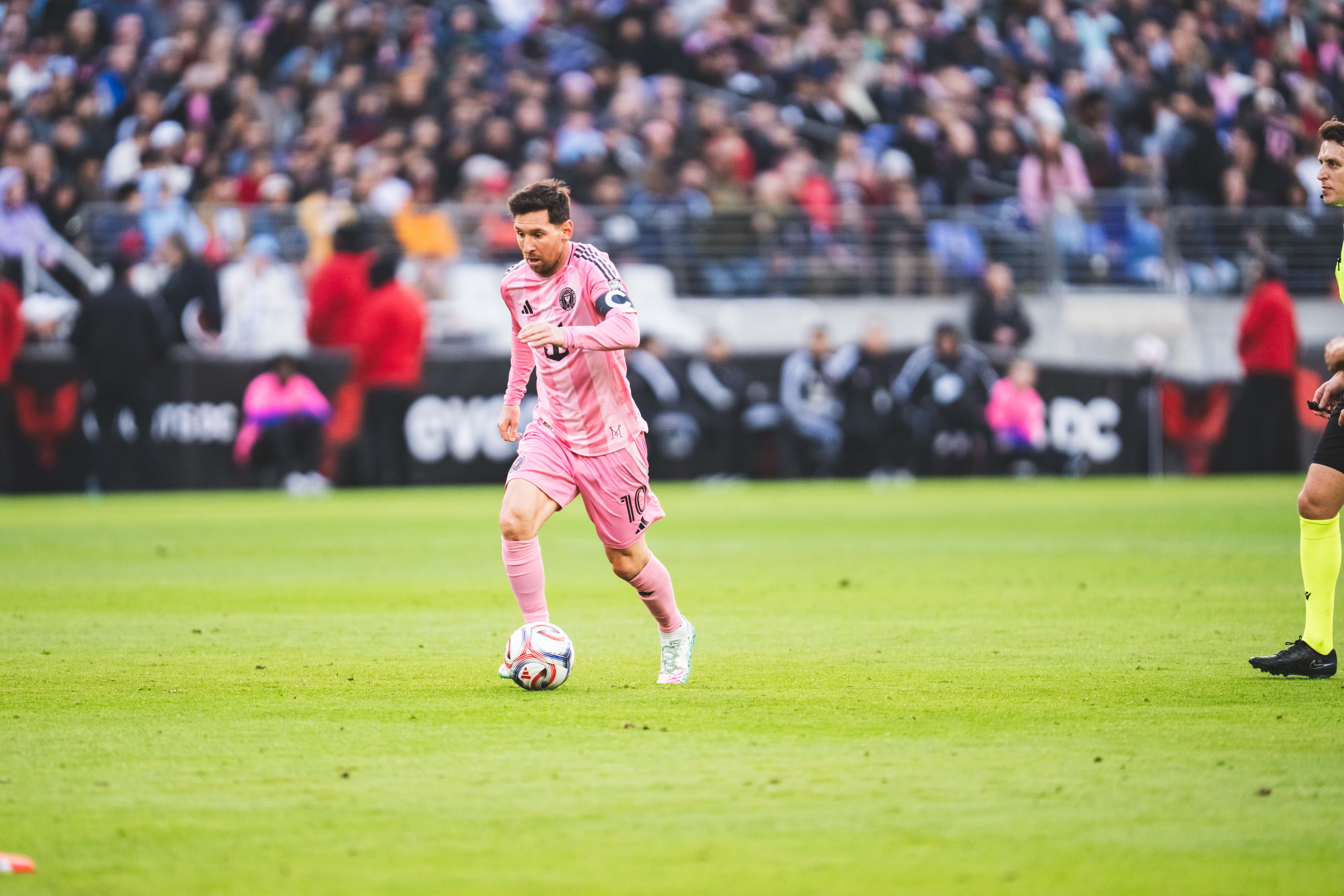 Messi and De Paul Sink D.C. United as Miami Hold On for 1-2 Win