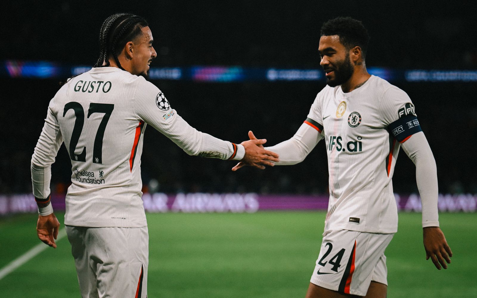 Kvaratskhelia Brace Fires PSG to Stunning 5-2 Champions League Rout of Chelsea