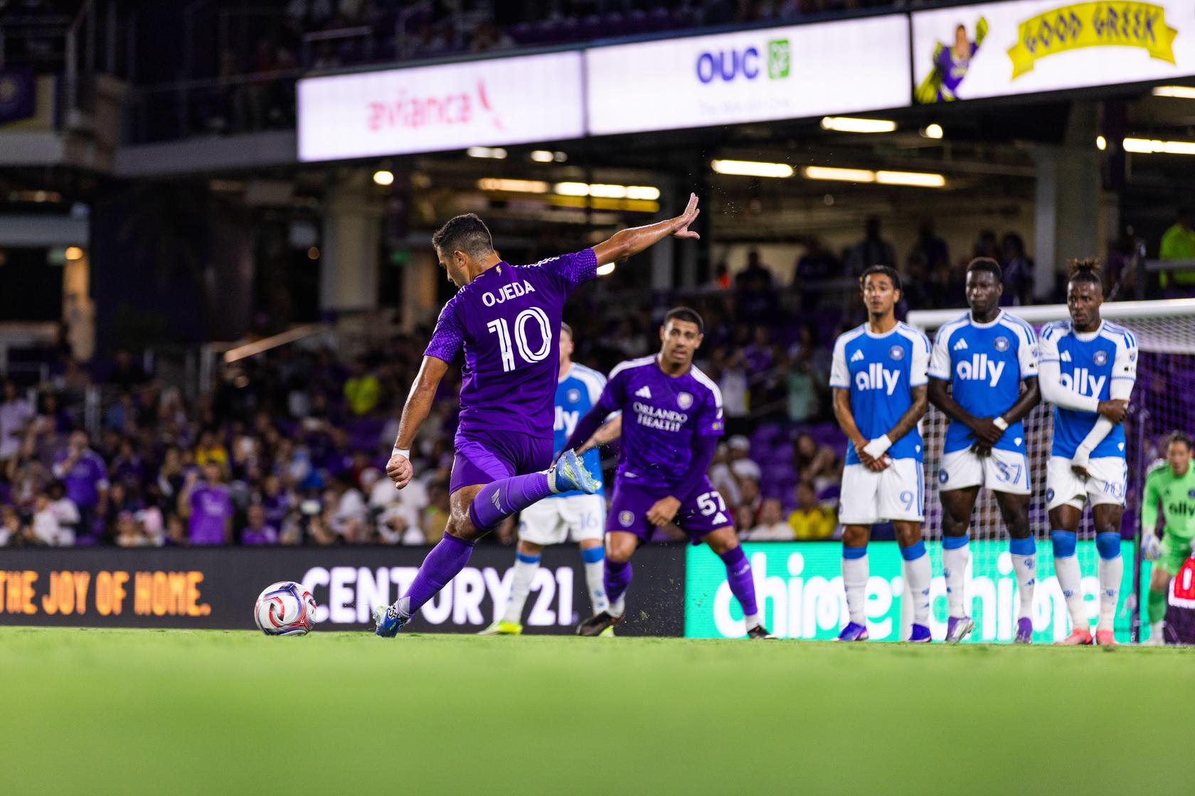 Ojeda Double Fires Orlando Past Third-Place Charlotte 4-1