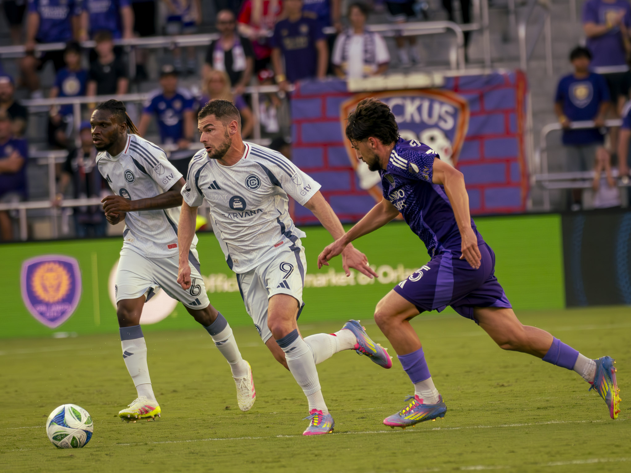 Hugo Cuypers scores two goals versus Orlando City. Photo by Mario Casamalhuapa