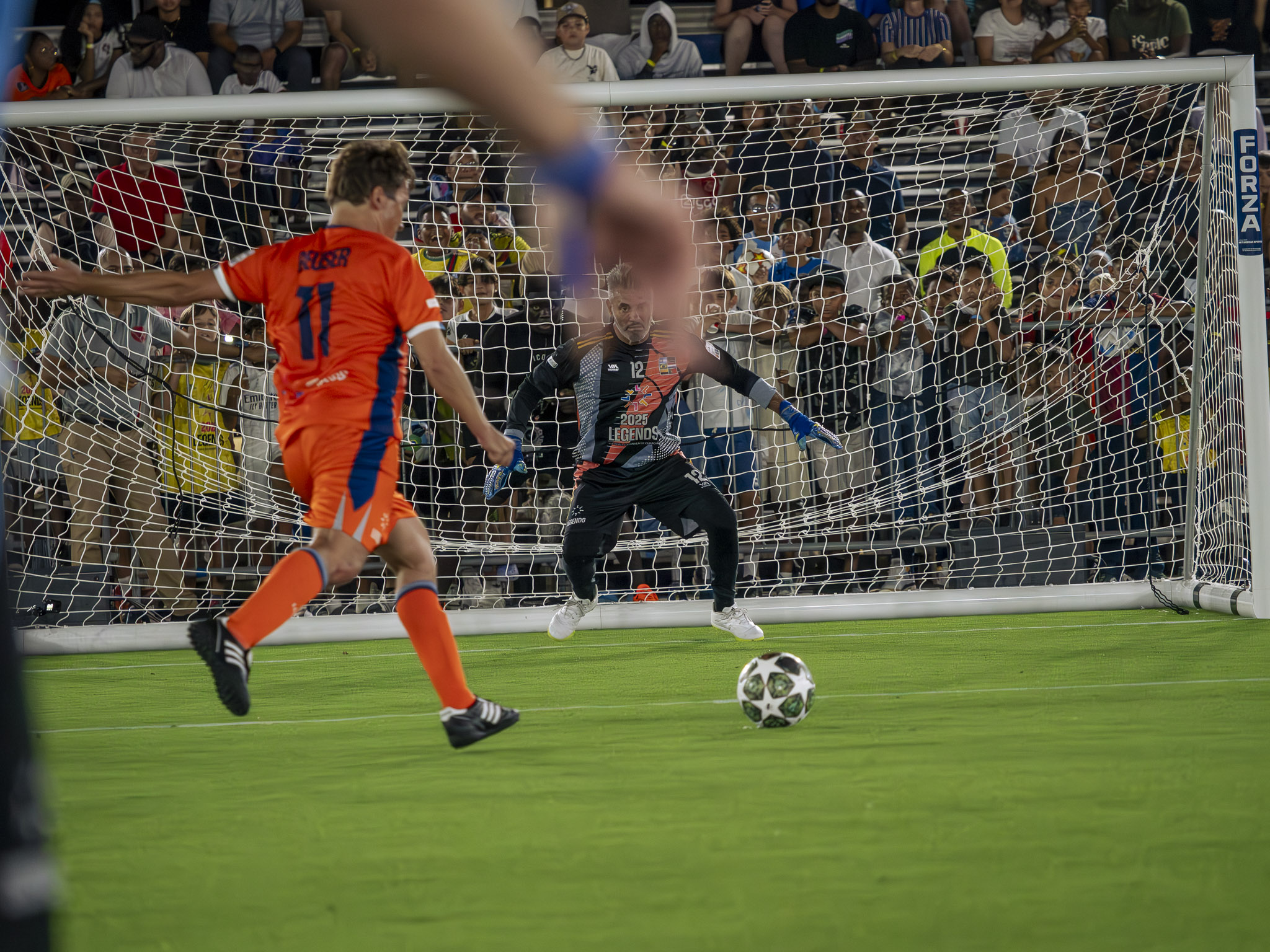 Sergio Goycochea blocks the penalty kick and sends Argentina to the final. Photo by Mario Casamalhuapa