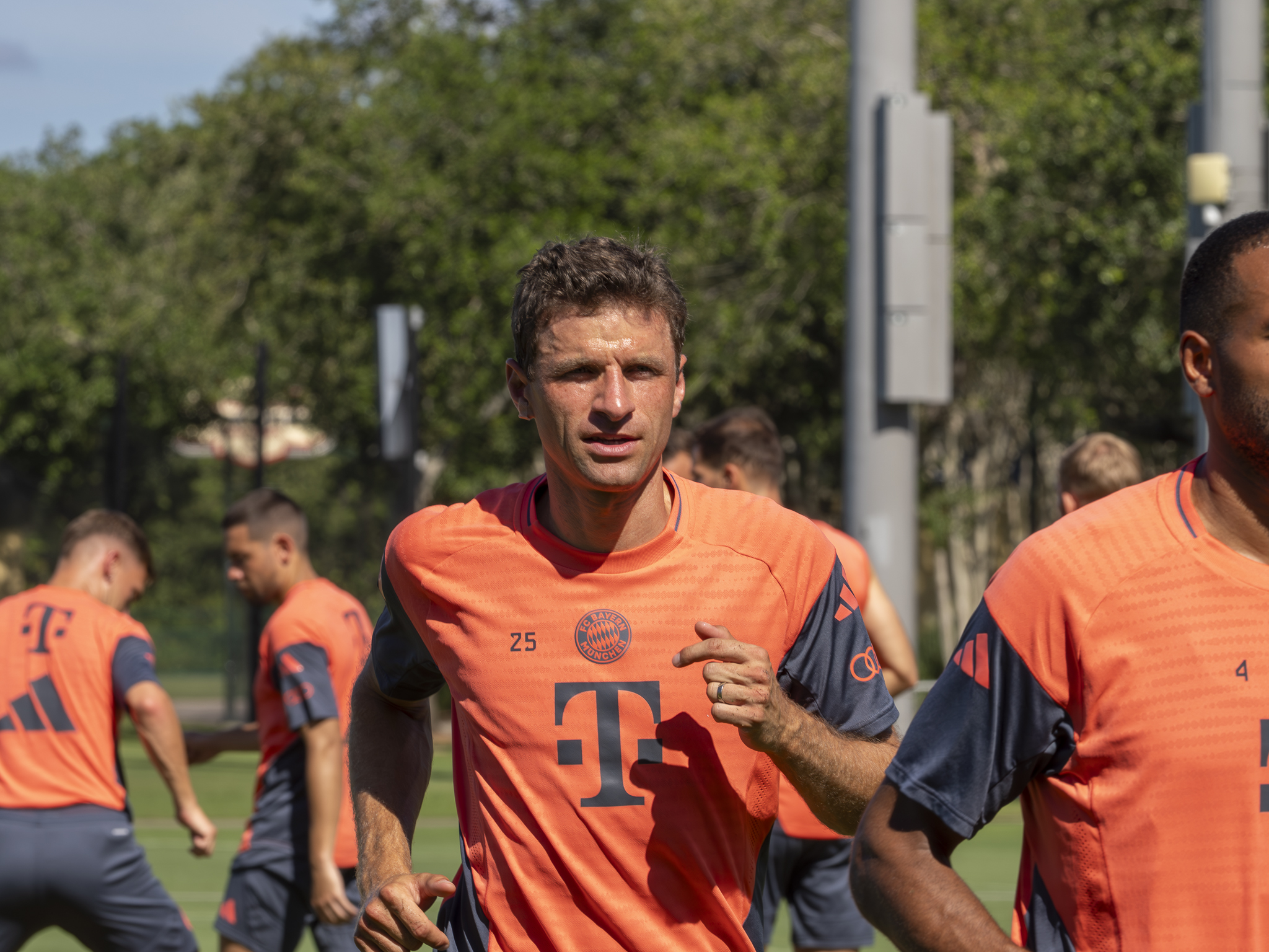 Thomas Müeller is playing his last season for Bayern Munich. Photo by Mario Casamalhuapa