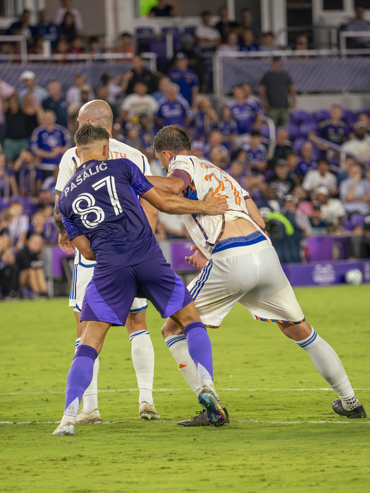 Dual between Pasalic and Miazga